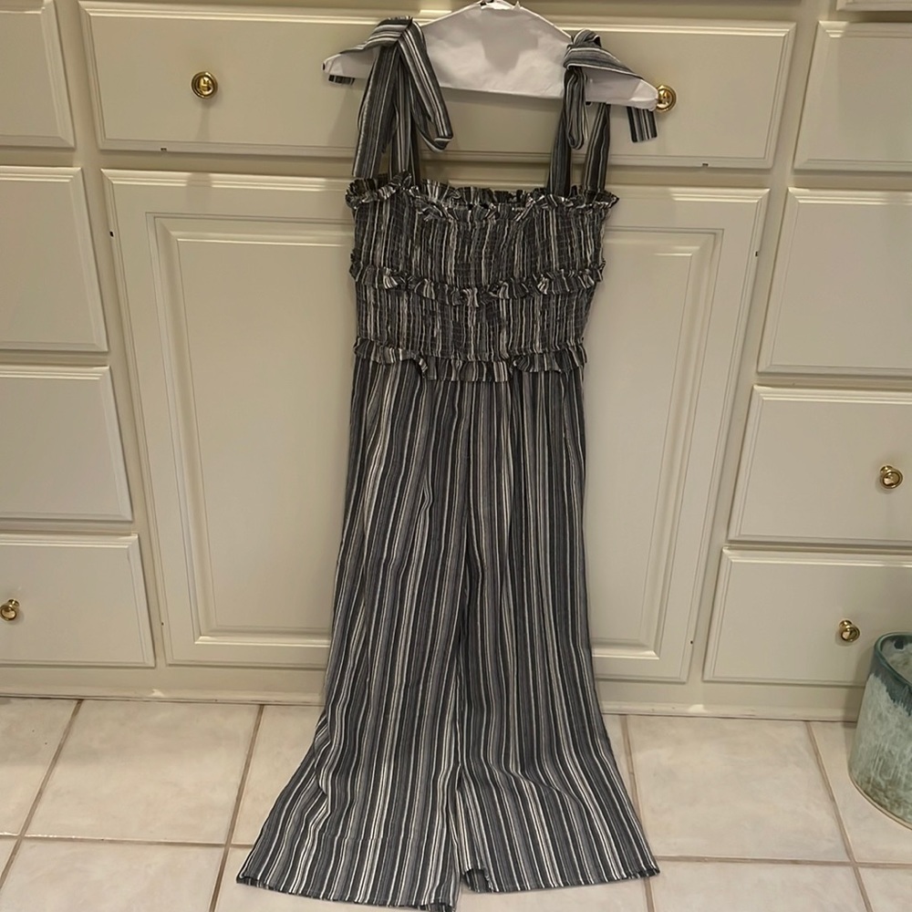 Storia Jumpsuit. Worn Once. Great condition!